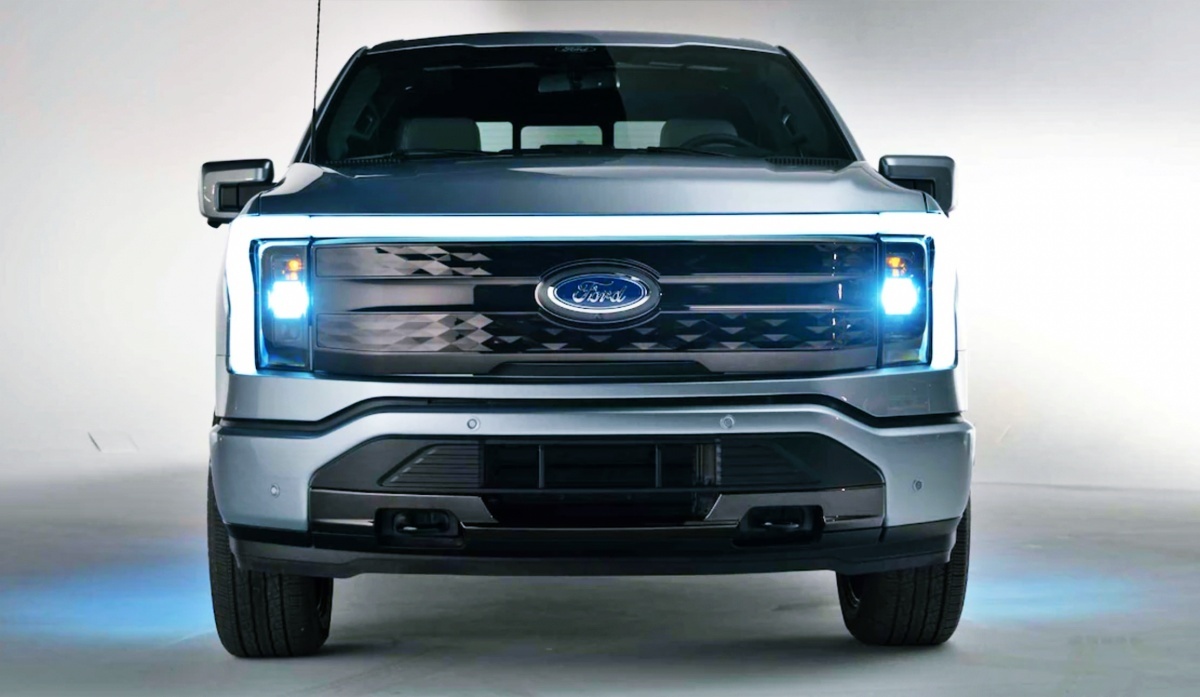 2023 Ford F-150 Lightning Electric Truck Price | MotoRallyReview